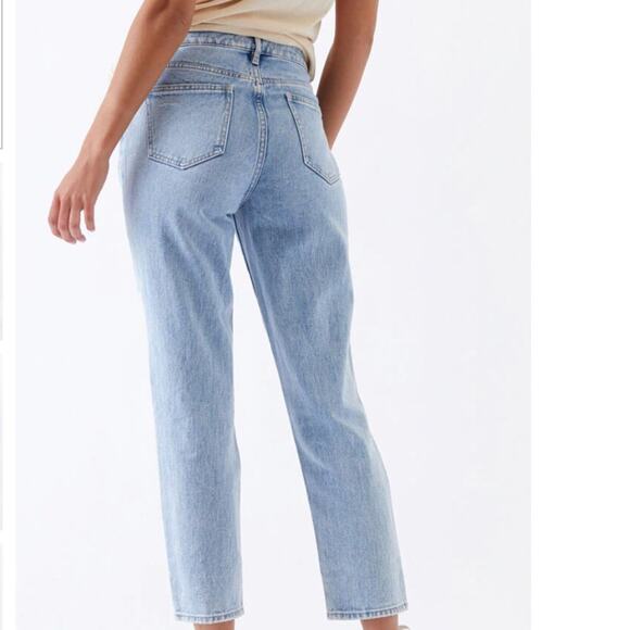 PacSun Light Wash MOM JEANS ripped, distressed 30 - Picture 2 of 7